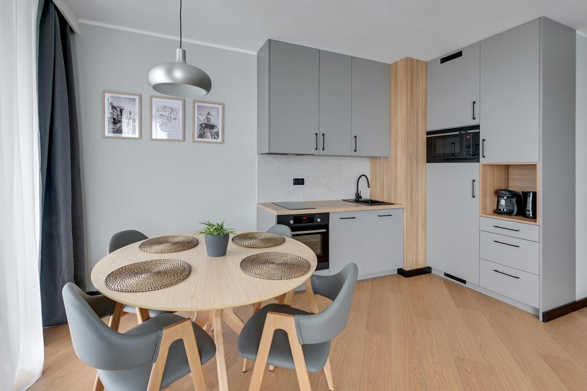 Rentplanet - Apartamenty Chlebova Gdańsk Zewnętrze zdjęcie